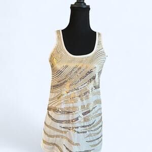 Gold and white almost famous vintage 2000s sequin tank top Size Medium